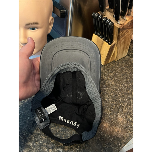 UNIQLO Roger Federer RF Hat Cap Limited Ed 2020 Tennis Black White - Picture 10 of 12